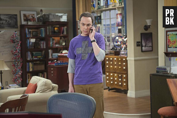 The Big Bang Theory saison 9, épisode 1 : Sheldon (Jim Parsons) sur une photo
