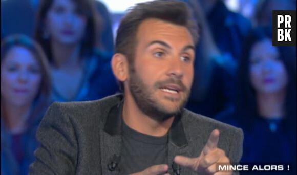 Laurent Ournac revient sur sa métamorphose dans Salut les terriens, le 8 novembre 2015, sur Canal +