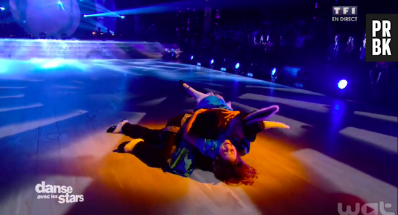 Danse avec les stars 6 : la chute d'EnjoyPhoenix, le 28 novembre 2015