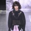 Louis Vuitton : défilé de la collection printemps-été 2016 à la Fashion Week de Paris, le 7 octobre 2015
