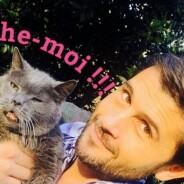 Christophe Beaugrand : drôle de selfie avec son chat... pour la bonne cause