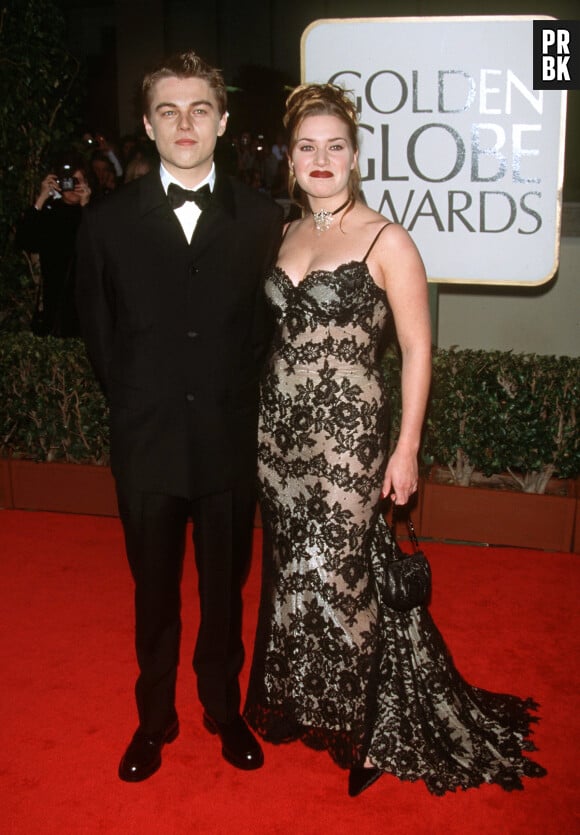 Leonardo DiCaprio et Kate Winslet sur le tapis rouge des Golden Globes en 1998