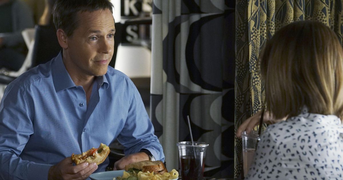 Pretty Little Liars saison 6, épisode 17 : Byron (Chad Lowe) sur une
