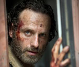 The Walking Dead saison 6 : Rick va-t-il tuer Glenn dans le final ?