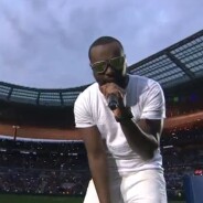 Maitre Gims hué comme jamais au stade de France pour la finale de la Coupe de la Ligue
