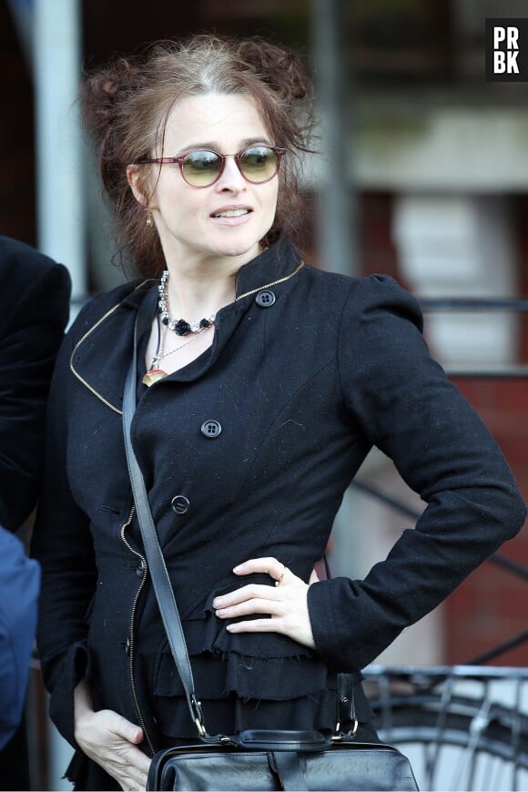 Helena Bonham Carter, mieux que les Kardashian selon Anne Hathaway