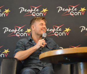 Rick Cosnett à la convention Super Heroes Con 2 le 11 juin 2016
