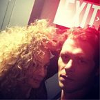 Joseph Morgan (The Originals) s'affiche avec sa femme Persia White sur Instagram