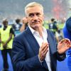 Didier Deschamps félicite ses joueurs