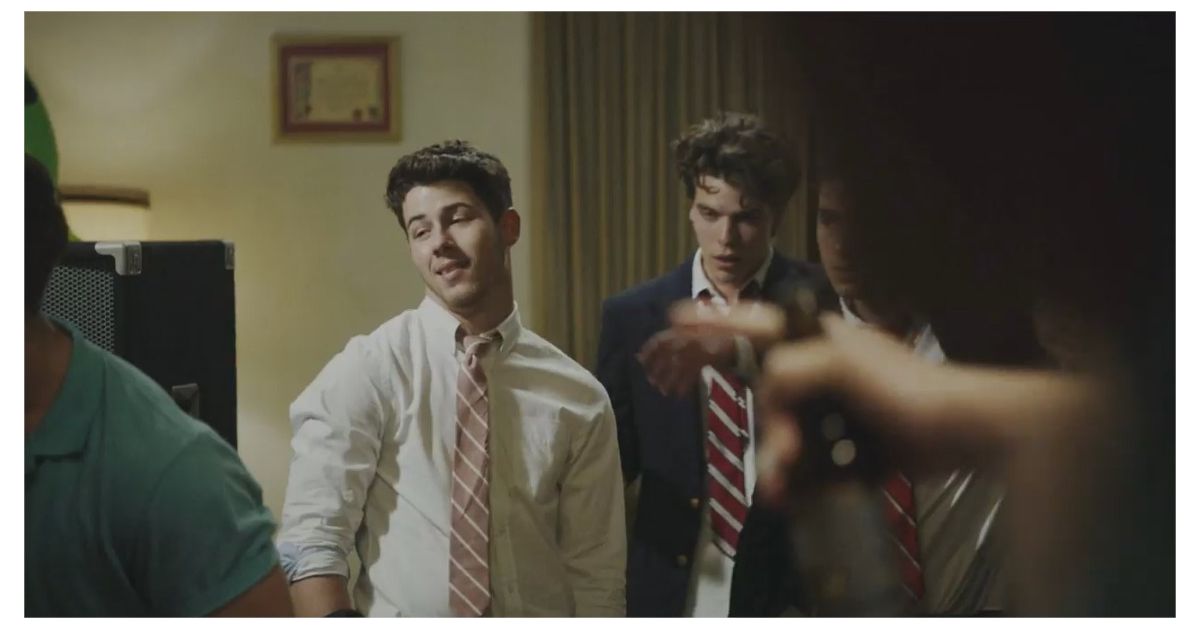 Nick Jonas méconnaissable dans Goat, son nouveau film Purebreak Nick Jonas méconnaissable dans Goat, son nouveau film Purebreak