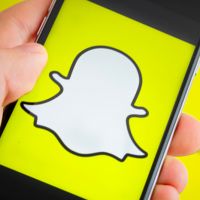 Snapchat : conversations de groupe, Shazam, Paintbrush... Le plein de nouveautés !