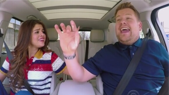 "Carpool Karaoke" : Selena Gomez, Mariah Carey et Adele chantent "All I Want for Christmas Is You"