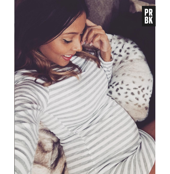 Nehuda (Les Anges 8) fière de son baby bump sur Instagram