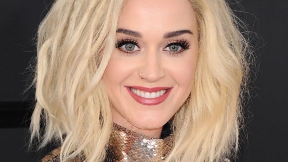 Katy Perry se moque de Britney Spears aux Grammy Awards 2017, les fans entrent en guerre