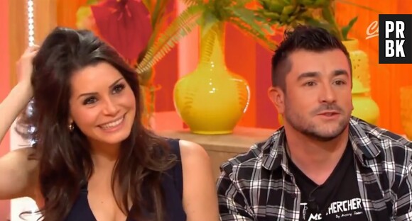 Jessica (Les Princes de l'amour 3) dans C'est mon choix : son décolleté perturbe l'humoriste Anthony Joubert !