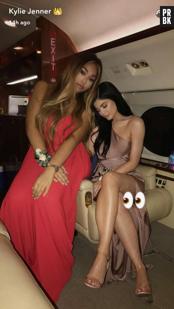 Kylie Jenner et son amie Jordyn Woods sont venues au bal de promo d'un fan !