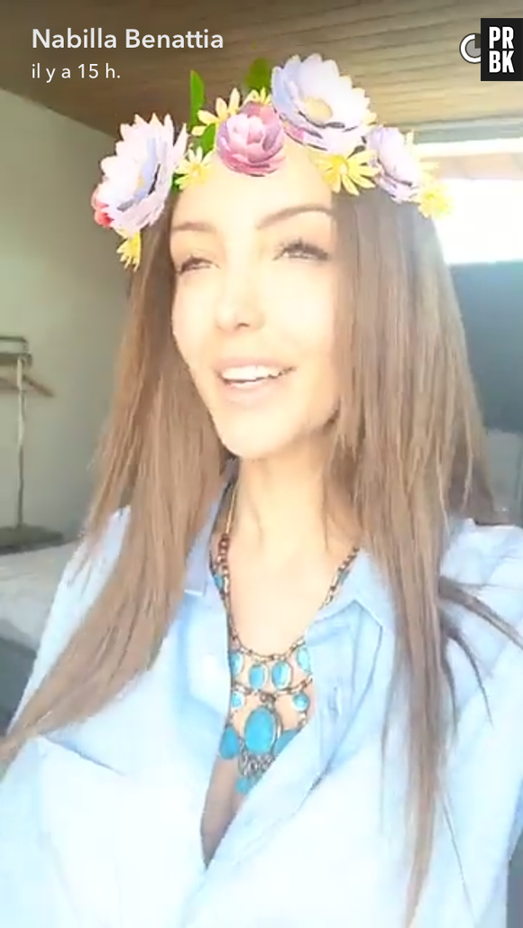 Nabilla Benattia et EnjoyPhoenix à Coachella 2017 : elles posent ensemble pour une photo Instagram.