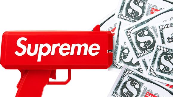 Supreme fait pleuvoir la monnaie avec son gun à billets ??
