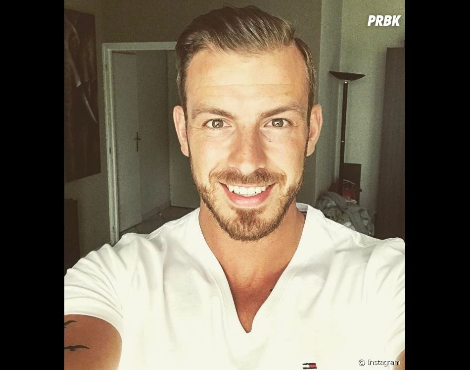 Julien De La Villa Des Cœur Brises Julien Bert fait partie du casting officiel de La Villa des Coeurs
