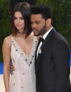  Selena Gomez et The Weeknd : le couple fait sa première apparition officielle au Met Gala 2017 ! 