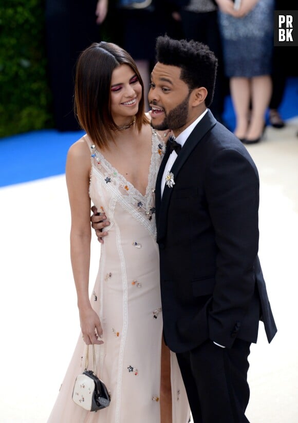 Selena Gomez en couple avec The Weeknd : sa mère approuve