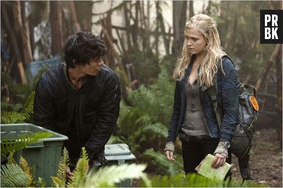 The 100 saison 5 : Clarke et Bellamy enfin en couple ? La réponse du créateur