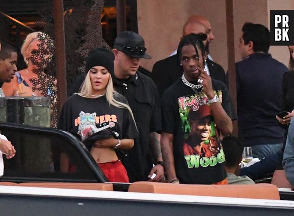 Kylie Jenner enceinte de Travis Scott ? La rumeur complètement WTF