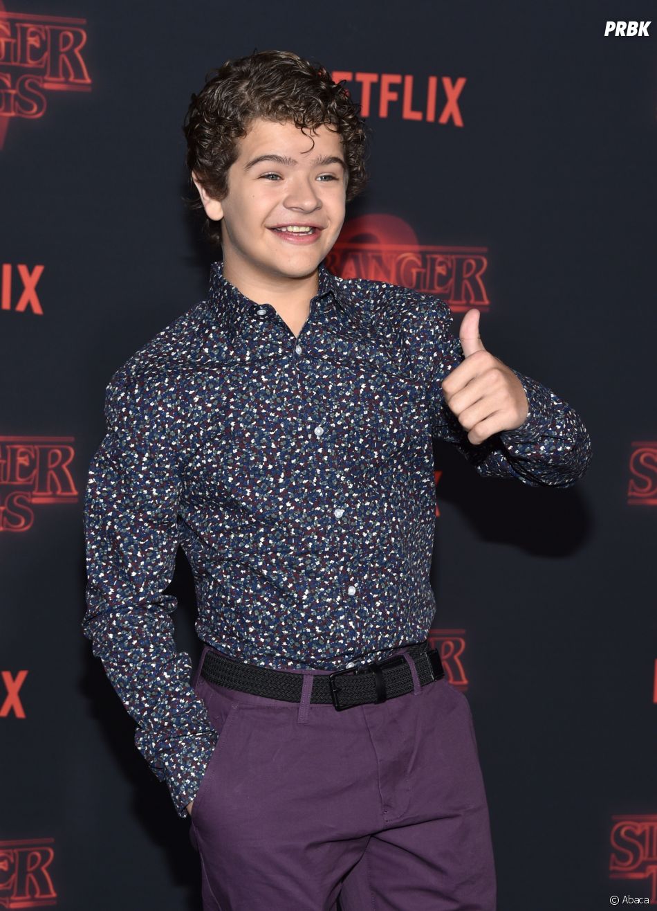 Gaten Matarazzo à L'avant-première De La Saison 2 De Stranger Things Le ...