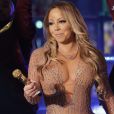 Mariah Carey a-t-elle le super-pouvoir de s'asseoir sur une chaise invisible ? La théorie WTF
