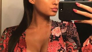 Astrid Nelsia entièrement nue et pailletée : a-t-elle copié Kim Kardashian ?