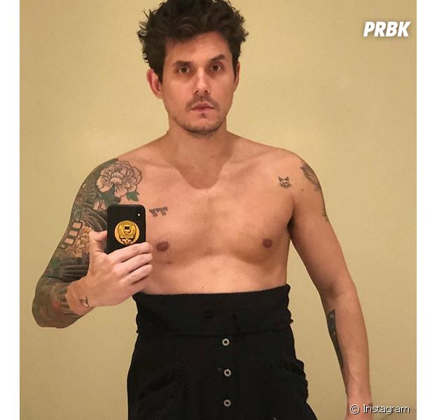 John Mayer lance de Kylo Ren Challenge sur Instagram