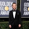 Jude Law sur le tapis rouge des Golden Globes 2018 le 7 janvier à Los Angeles
