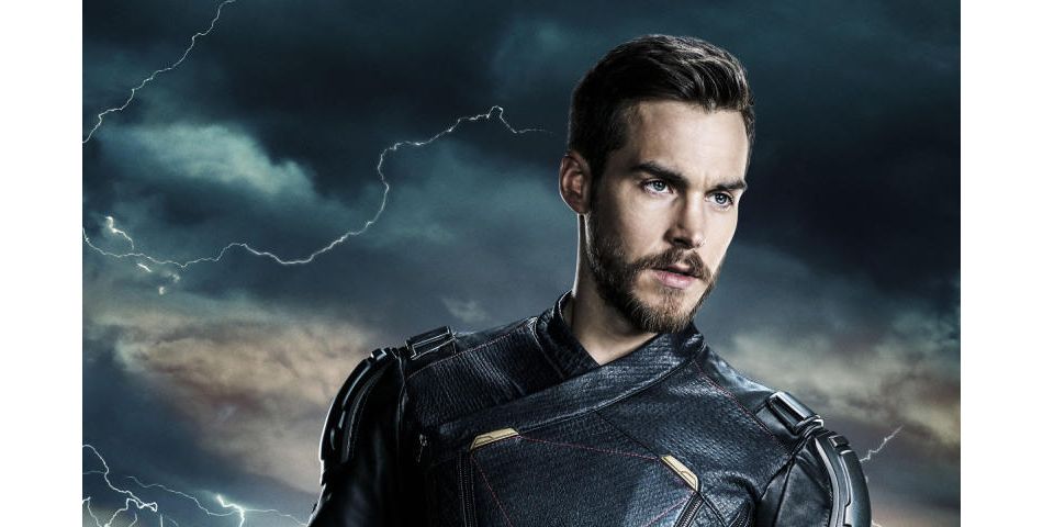 Supergirl saison 3 : Mon-El en costume - Purebreak