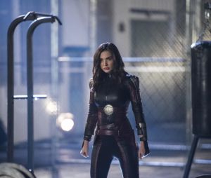 Supergirl saison 3 : Saturn Girl (Amy Jackson) sur une photo de l'épisode 10