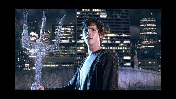 Logan Lerman ... en interview EXCLU pour la sortie DVD du film Percy Jackson et le voleur de Foudre