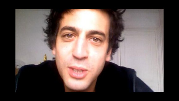 Le nouveau clip de Max Boublil avec Sophie Favier