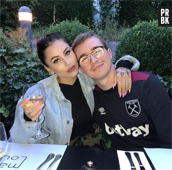 Jimmy Labeeu en deuil après la mort de sa grand-mère : "si je fais le con c’est un peu grâce à toi"