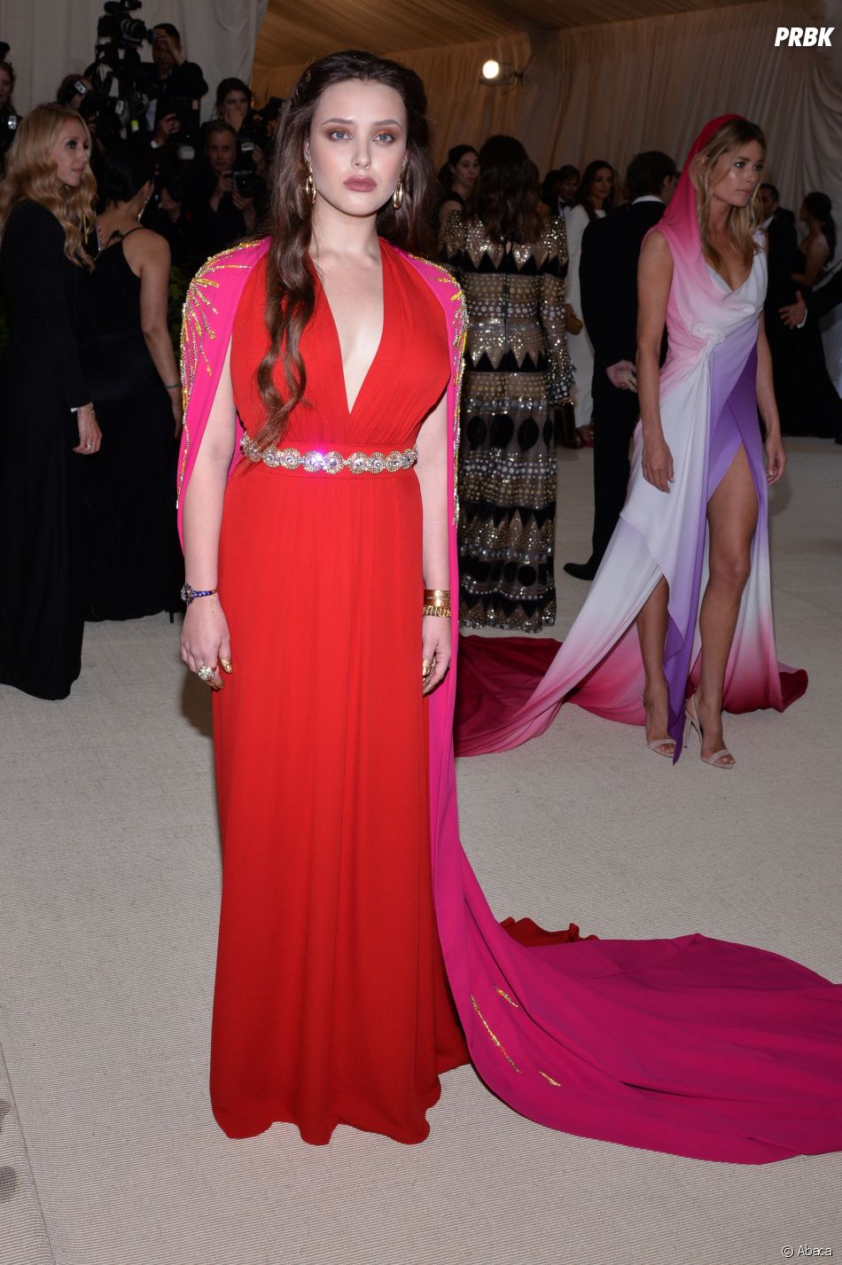 Katherine Langford au MET Gala 2018 le 7 mai à New York - Purebreak