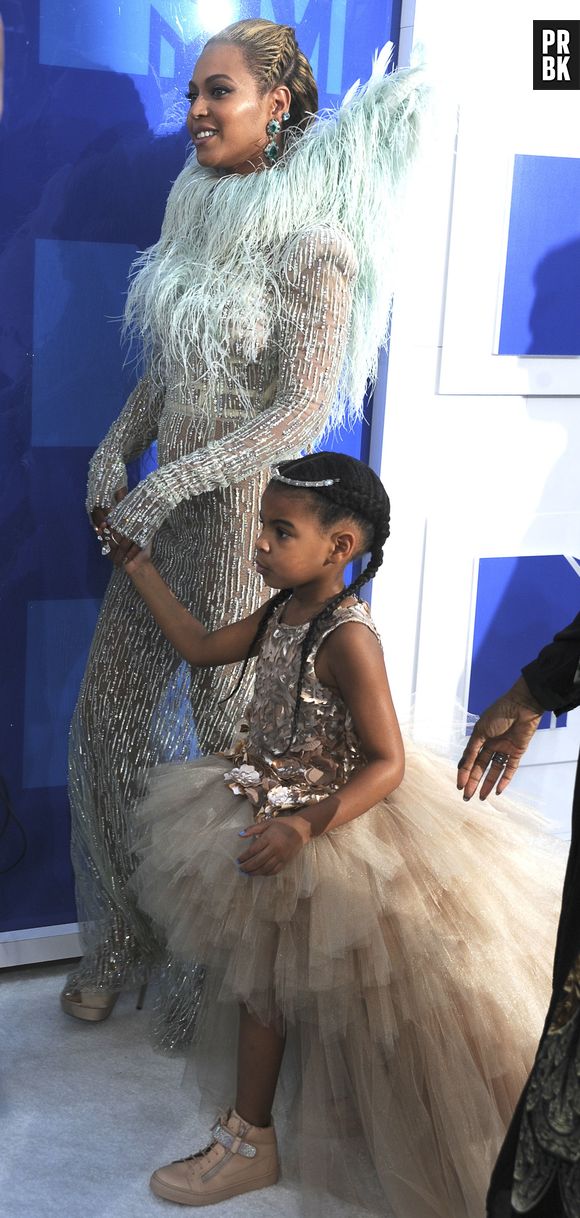 Blue Ivy sous le choc après avoir vu Beyoncé et Jay Z nus en concert, découvrez sa réaction drôle