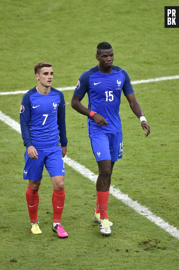 Coupe du Monde 2018 : Antoine Griezmann surprend Paul Pogba en pleine sieste et se venge