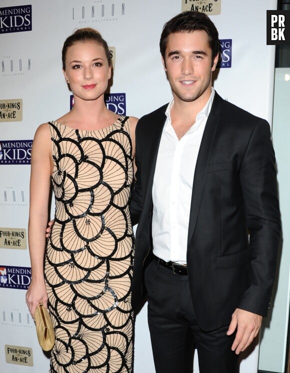 Ces couples formés sur le tournage d'un série : Emily VanCamp et Josh Bowman de Revenge