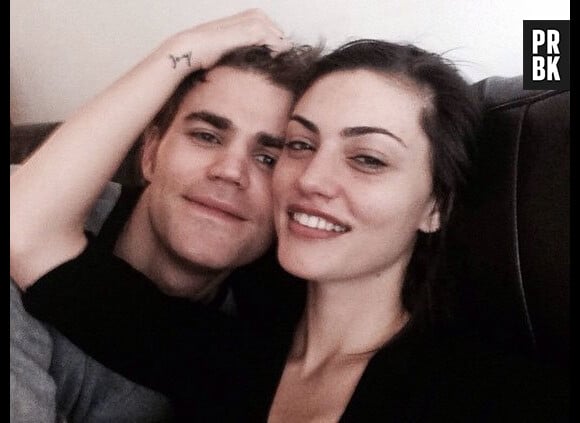 Ces couples formés sur le tournage d'un série : Paul Wesley et Phoebe Tonkin de The Vampire Diaries