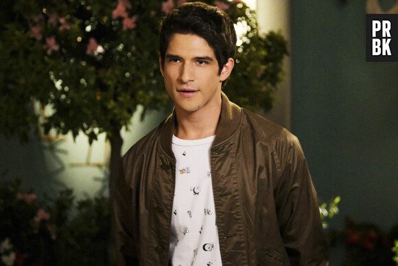 Tyler Posey dans Jane the Virgin