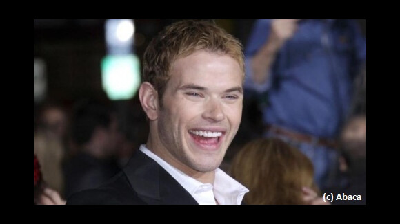 Kellan Lutz ... Etre un beau gosse le lasse