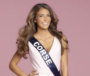 Miss Univers 2018 : Eva Colas a dévoilé une tenue sexy en hommage aux Champions du monde