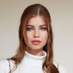 Kylie Jenner et Kendall Jenner dévoilent une collection de vêtements pour Noël avec Pacsun, stylée et abordable !