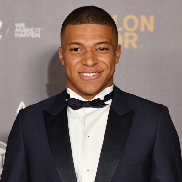 Kylian Mbappé : un supporte imite parfaitement le footballeur, les internautes bluffés