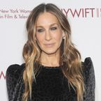 Sarah Jessica Parker de retour en Carrie Bradshaw (Sex and the City)... pour une marque
