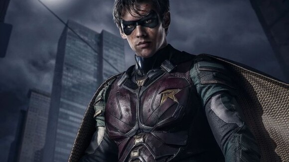 Titans saison 2 : Dick avec le costume de Nightwing cette année ?
