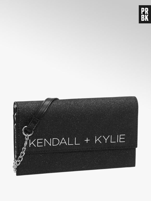 Kylie Jenner et Kendall Jenner pour Deichmann : la pochette Kendall + Kylie à 24,90€.